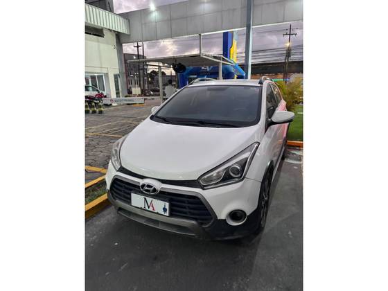 HYUNDAI HB20X 1.6 16V PREMIUM FLEX 4P AUTOMÁTICO